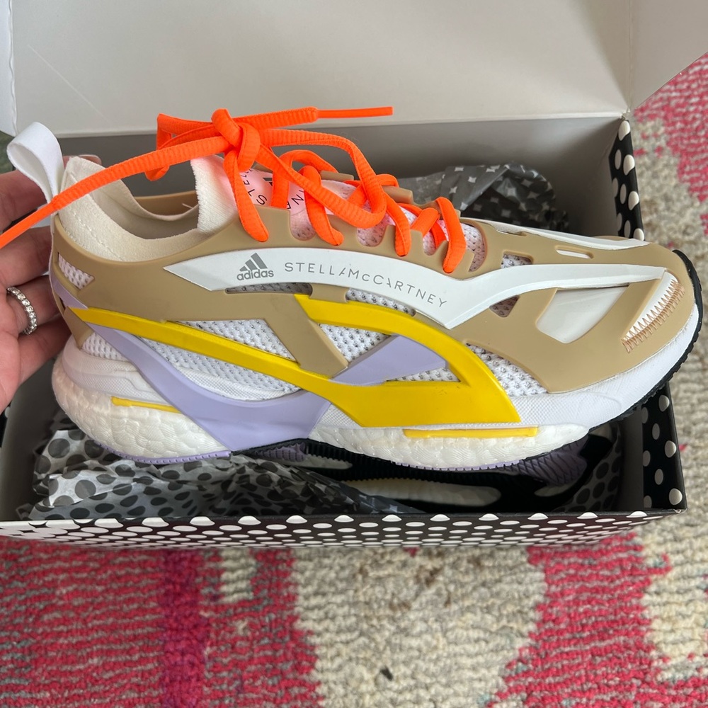 ADIDAS BY STELLA MCCARTNEY